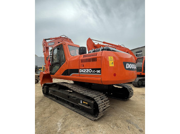 Екскаватор DOOSAN DX220