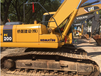 Гусеничний екскаватор KOMATSU PC200-7