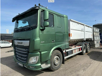 Гаковий мультиліфт вантажівка DAF XF 530