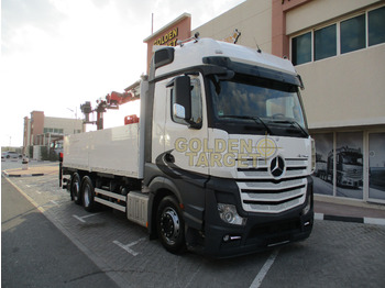 Вантажівка з маніпулятором MERCEDES-BENZ Actros 2545