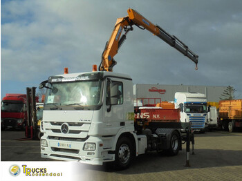 Вантажівка з маніпулятором MERCEDES-BENZ Actros 1846