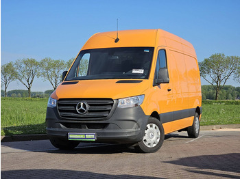 Легковий фургон MERCEDES-BENZ Sprinter 211