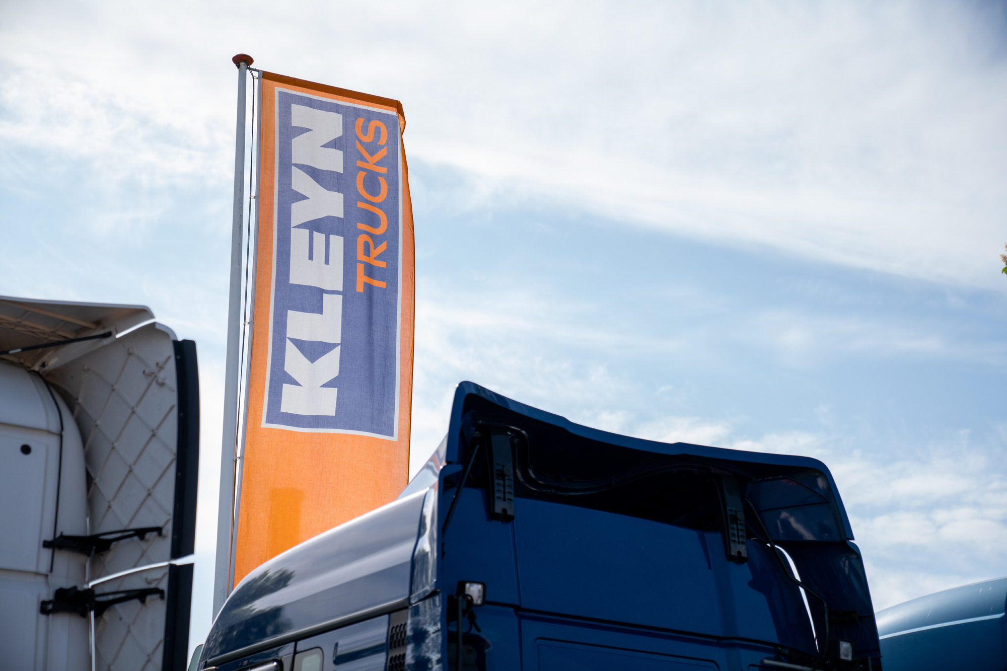 Kleyn Trucks - Бортові вантажівки/ Платформи VOLVO FM13 - Кран, Коробка передач: автоматична undefined: фото 3