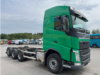 Вантажівка шасі VOLVO FH 540