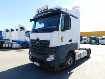 Тягач MERCEDES-BENZ Actros 1845