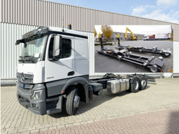 Гаковий мультиліфт вантажівка MERCEDES-BENZ Actros 2545