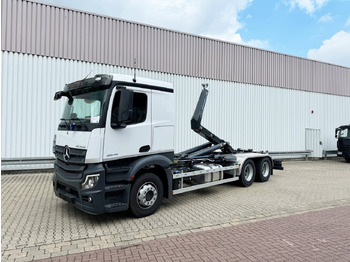 Гаковий мультиліфт вантажівка MERCEDES-BENZ Actros 2645