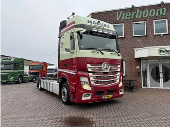 Вантажівка шасі MERCEDES-BENZ Actros 2545