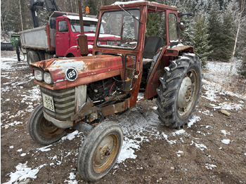 Трактор MASSEY FERGUSON