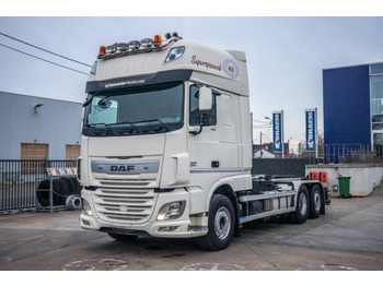 Гаковий мультиліфт вантажівка DAF XF 105 460