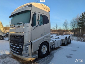 Вантажівка шасі VOLVO FH 750