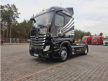 Тягач MERCEDES-BENZ Actros 1843