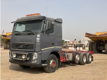 Вантажівка шасі VOLVO FH 540