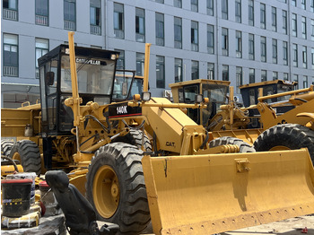 Грейдер CATERPILLAR 140K