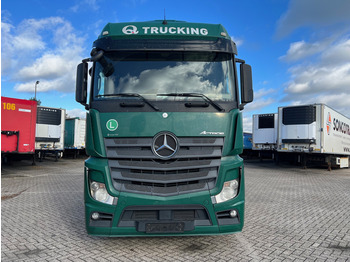 Тягач Mercedes-Benz Actros 1845 BigSpace: фото 2