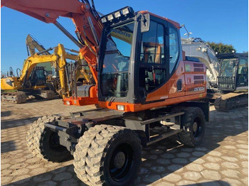 Колісний екскаватор DOOSAN DX160W-3