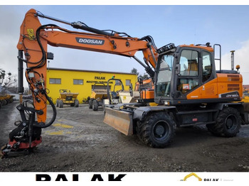 Колісний екскаватор DOOSAN DX160W-5