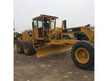 Грейдер CATERPILLAR 140H