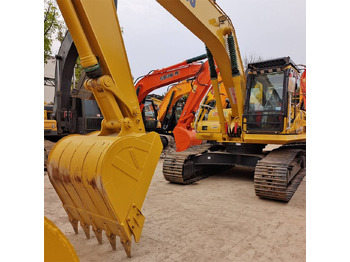 Гусеничний екскаватор Komatsu PC 220-8: фото 4