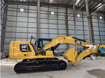 Гусеничний екскаватор CATERPILLAR 320GC