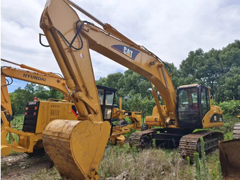 Гусеничний екскаватор CATERPILLAR 325C