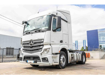 Тягач MERCEDES-BENZ Actros 1845