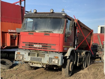 Вантажівка шасі IVECO EuroTrakker