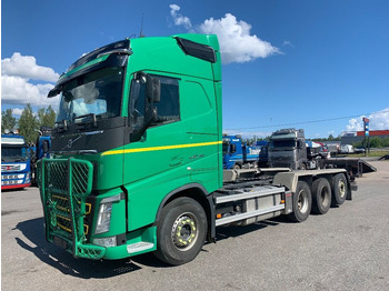 Вантажівка шасі VOLVO FH13 540