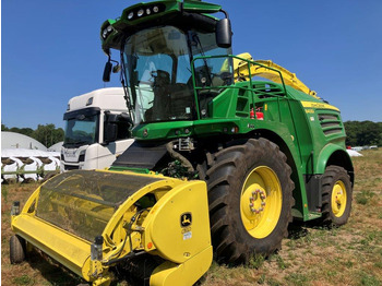 Кормозбиральний комбайн JOHN DEERE 8400