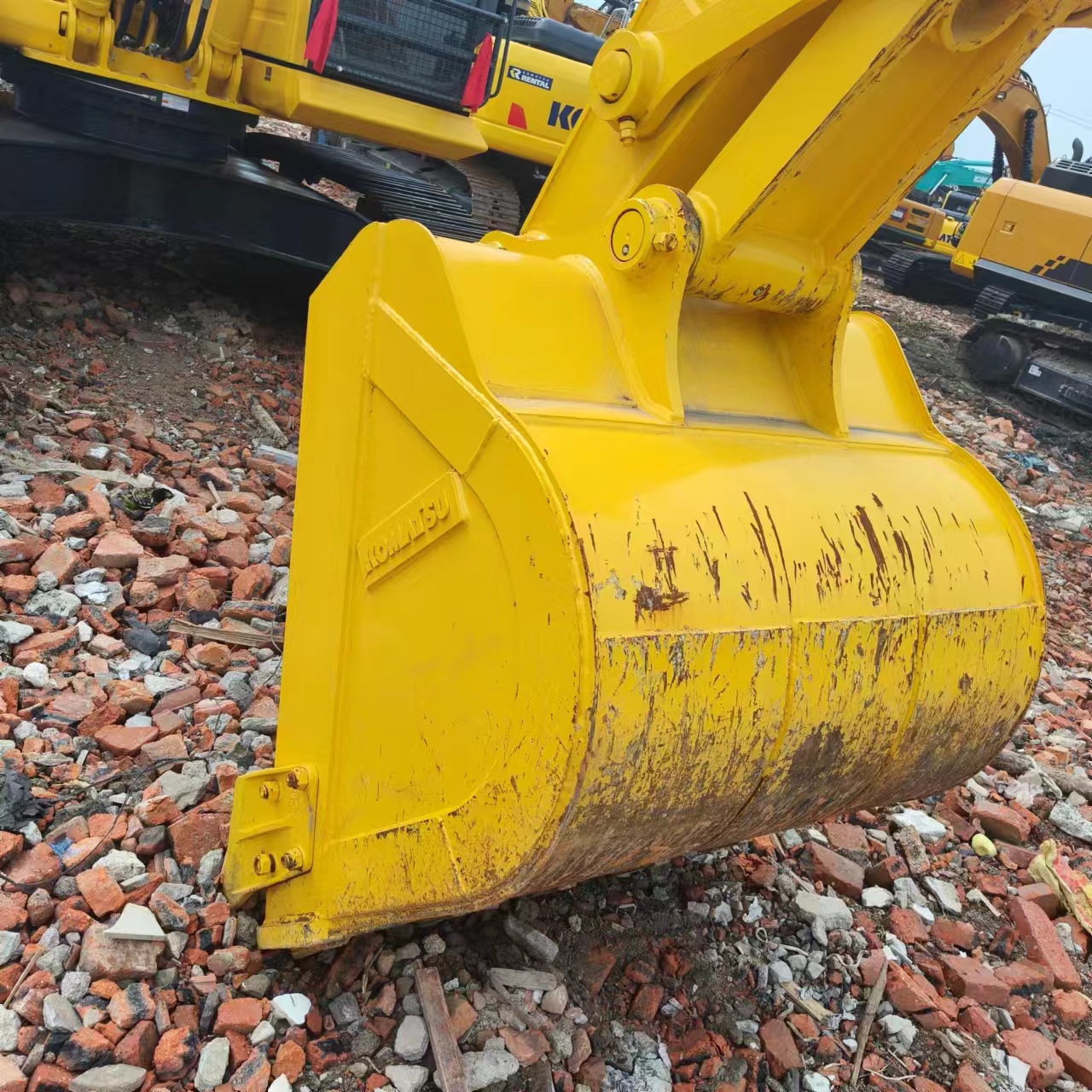 Гусеничний екскаватор KOMATSU PC240: фото 4