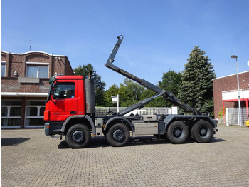 Гаковий мультиліфт вантажівка MERCEDES-BENZ Actros