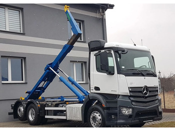 Гаковий мультиліфт вантажівка MERCEDES-BENZ Actros