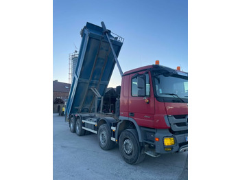 Новий Самоскид вантажівка, Вантажівка з маніпулятором MERCEDES-BENZ actros: фото 5