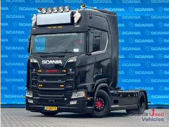 Тягач SCANIA S 520