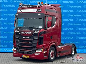 Тягач SCANIA S 520