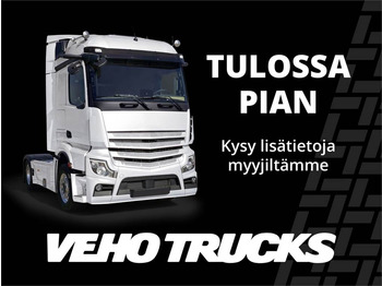 Самоскид вантажівка IVECO Trakker