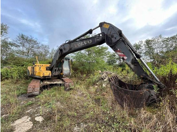 Гусеничний екскаватор VOLVO EC210BLC