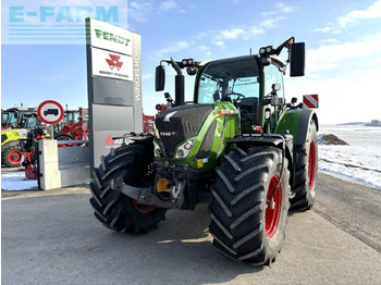 Трактор FENDT 724 Vario