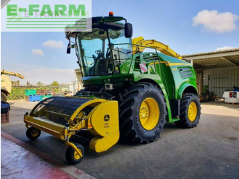 Кормозбиральний комбайн JOHN DEERE 8600