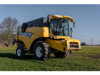 Зернозбиральний комбайн NEW HOLLAND CX series