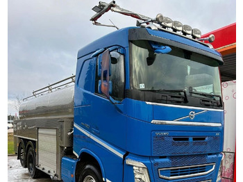 Вантажівка цистерна VOLVO FH 420