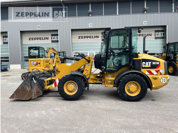 Колісний навантажувач CATERPILLAR