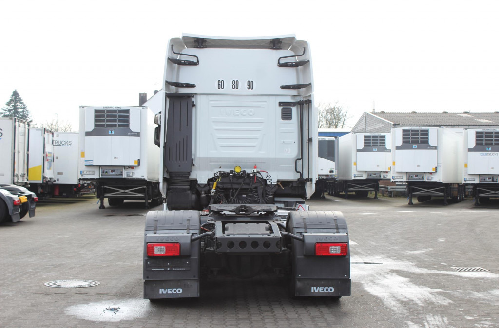 Тягач Iveco AS 510 XP Retarder   ACC   LDW   Kühlbox   Navi: фото 11