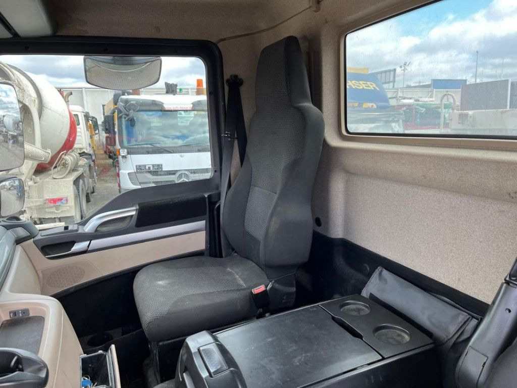 Самоскид вантажівка, Вантажівка з маніпулятором MAN TG-M 18.340 4x2  2-Achs Kipper Kran Palf. PK 130: фото 9
