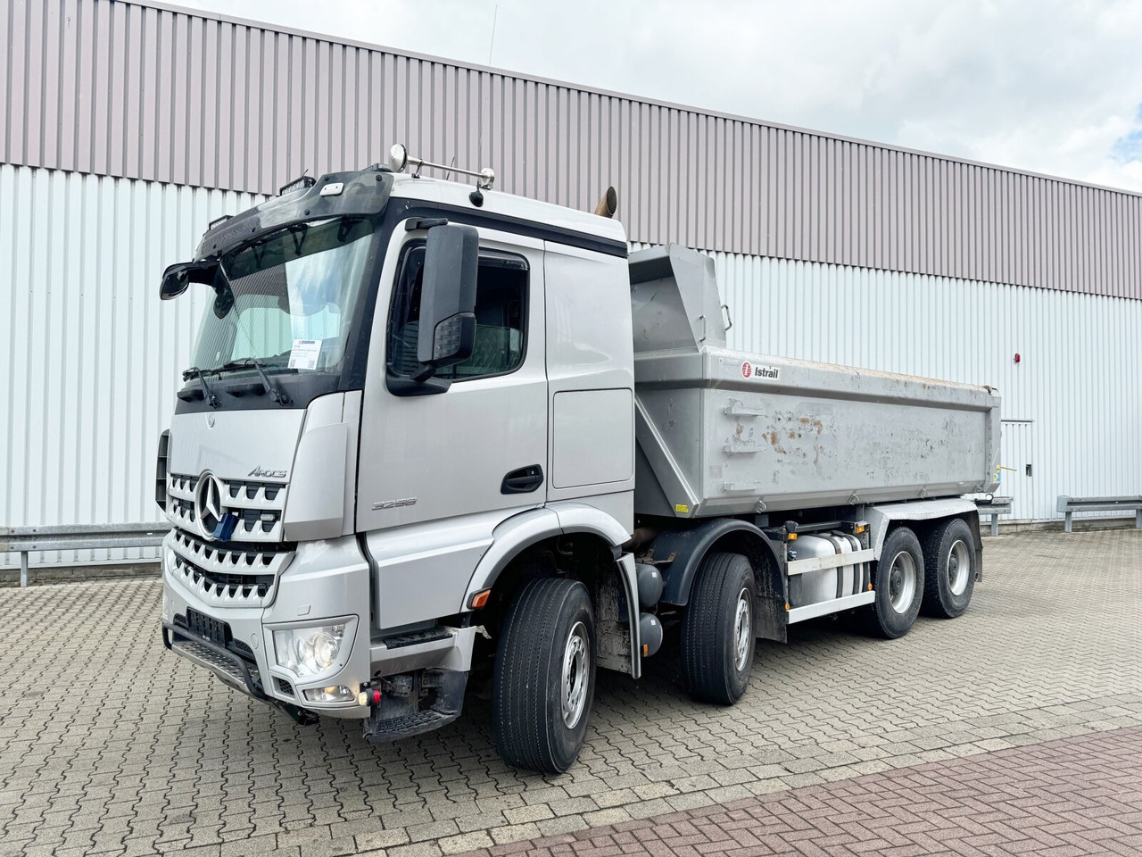 Mercedes-Benz Arocs 3258 LK 8x4/4 Arocs 3258 LK 8x4/4, Retarder, Bi-Xenon, Stahlmulde ca. 14m³, hydr. Heckklappenöffnung в лізинг Mercedes-Benz Arocs 3258 LK 8x4/4 Arocs 3258 LK 8x4/4, Retarder, Bi-Xenon, Stahlmulde ca. 14m³, hydr. Heckklappenöffnung: фото 8