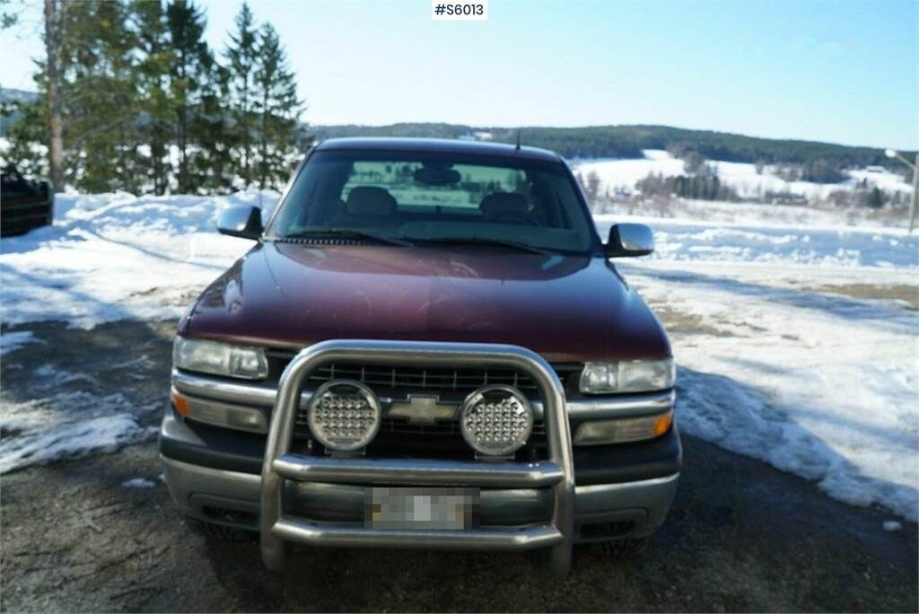 Вантажівка з закритим кузовом Chevrolet 1500 Silverado: фото 10