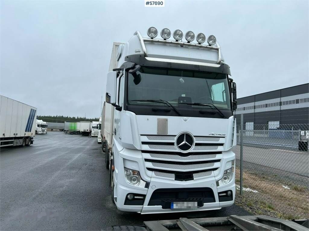 Вантажівка з закритим кузовом Mercedes-Benz ACTROS: фото 9