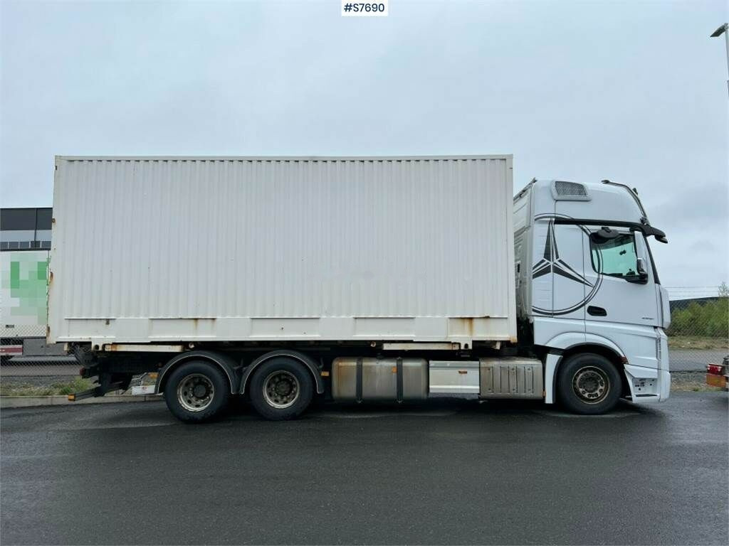 Вантажівка з закритим кузовом Mercedes-Benz ACTROS: фото 7