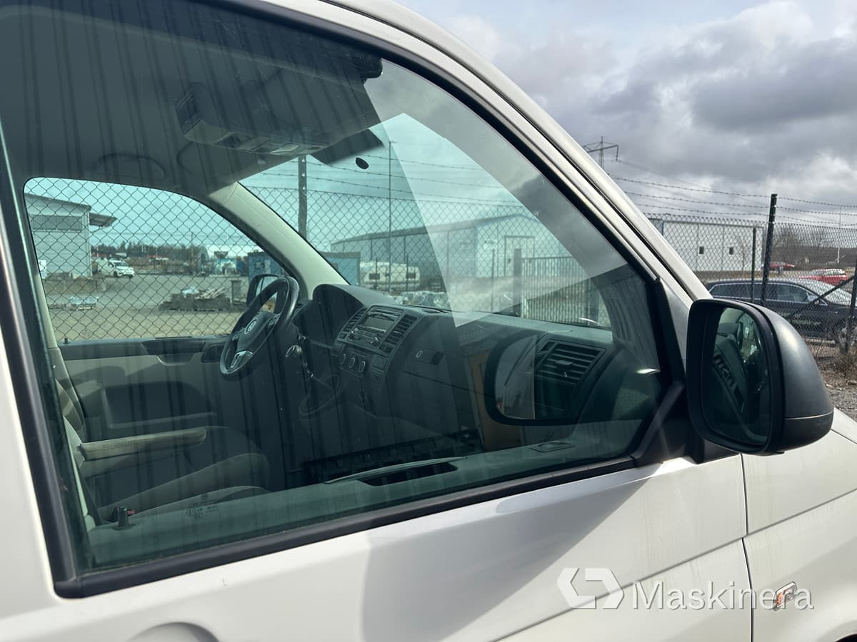 Суцільнометалевий фургон Volkswagen Transporter 2,0TDI   Skåpbil Volkswagen Transporter 2,0TDI: фото 43