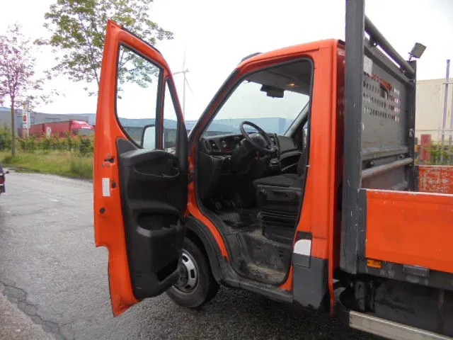 Фургон з закритим кузовом Iveco Daily 35C15: фото 8